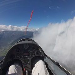 Flugwegposition um 15:07:20: Aufgenommen in der Nähe von Gemeinde Stams, Österreich in 2722 Meter